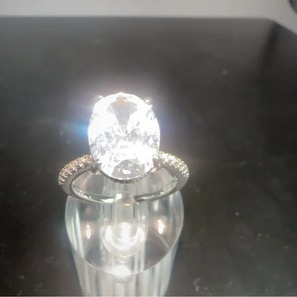 Fashion Jewelry Silver Ring Size 6 - Picture 5 of 9